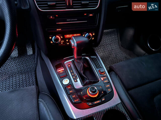 Сірий Ауді A5, об'ємом двигуна 1.98 л та пробігом 240 тис. км за 11200 $, фото 22 на Automoto.ua