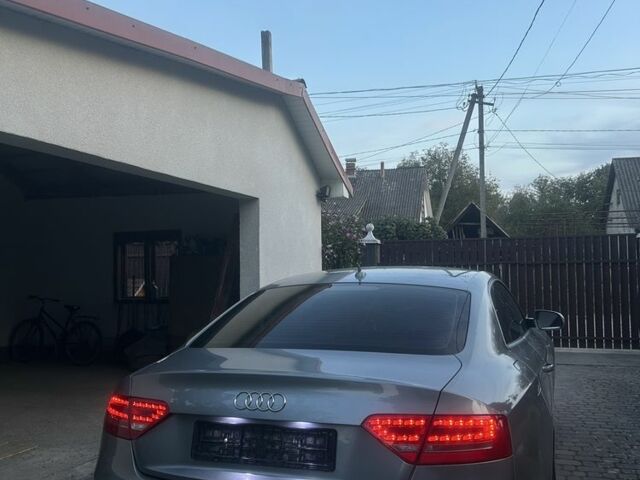 Сірий Ауді A5, об'ємом двигуна 2.7 л та пробігом 300 тис. км за 9600 $, фото 5 на Automoto.ua