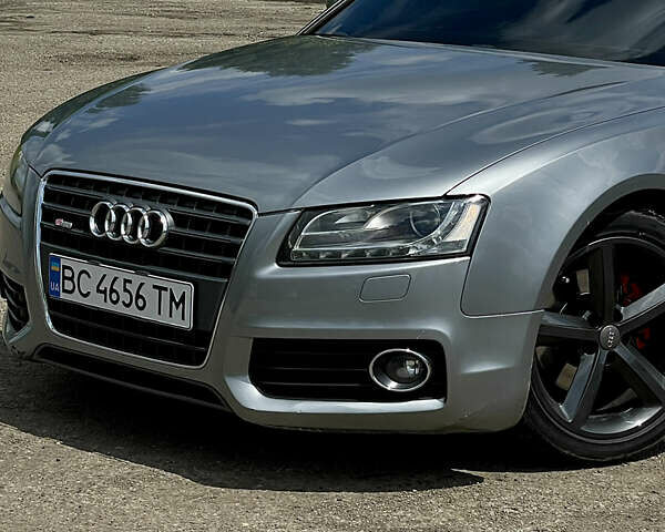 Сірий Ауді A5, об'ємом двигуна 1.98 л та пробігом 233 тис. км за 9999 $, фото 28 на Automoto.ua