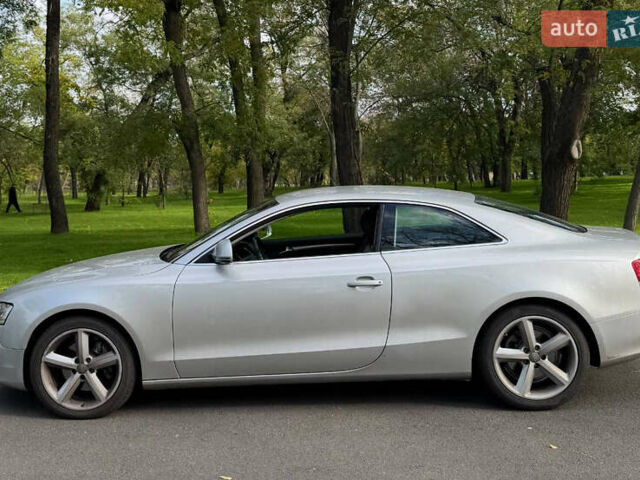 Ауді A5 2009 у Одесі на Automoto.ua Сірий Ауді A5, об'ємом двигуна 2 л та пробігом 98 тис. км за 14000 $, фото 4 на Automoto.ua