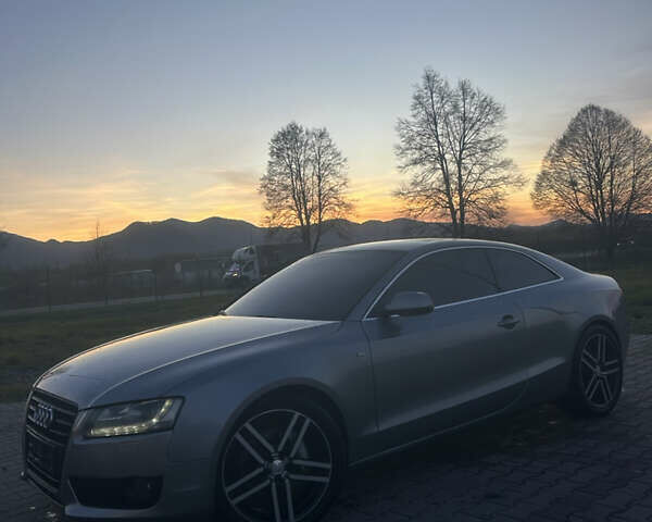 Серый Ауди А5, объемом двигателя 2.7 л и пробегом 301 тыс. км за 8950 $, фото 2 на Automoto.ua