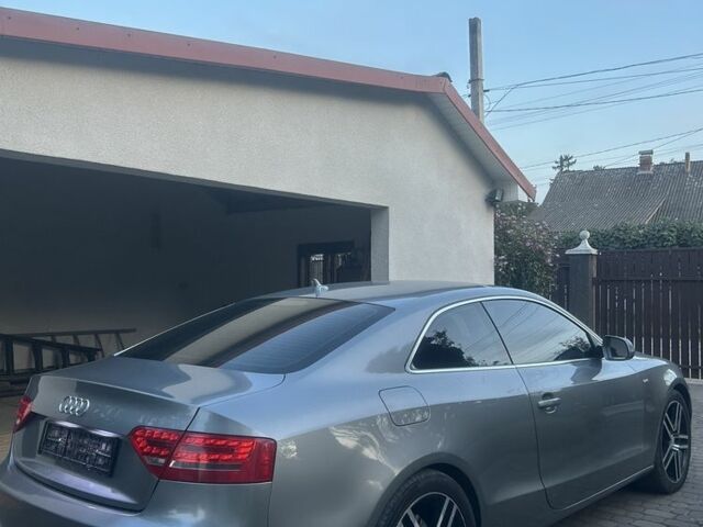 Сірий Ауді A5, об'ємом двигуна 2.7 л та пробігом 300 тис. км за 9600 $, фото 4 на Automoto.ua