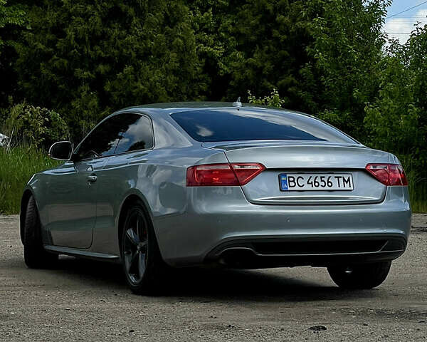 Сірий Ауді A5, об'ємом двигуна 1.98 л та пробігом 233 тис. км за 9999 $, фото 27 на Automoto.ua