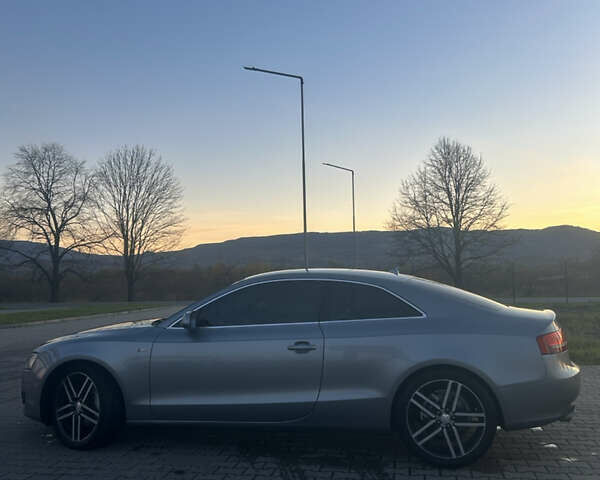 Серый Ауди А5, объемом двигателя 2.7 л и пробегом 301 тыс. км за 8950 $, фото 3 на Automoto.ua