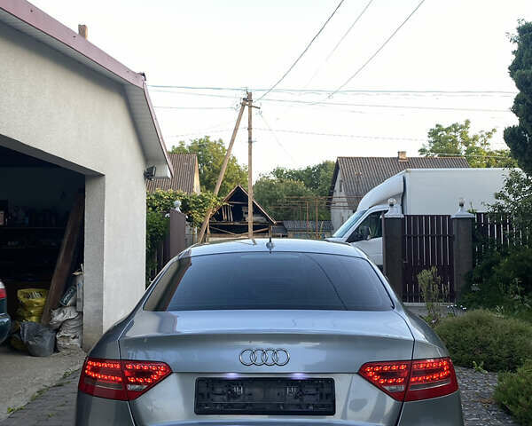 Серый Ауди А5, объемом двигателя 2.7 л и пробегом 301 тыс. км за 8950 $, фото 18 на Automoto.ua