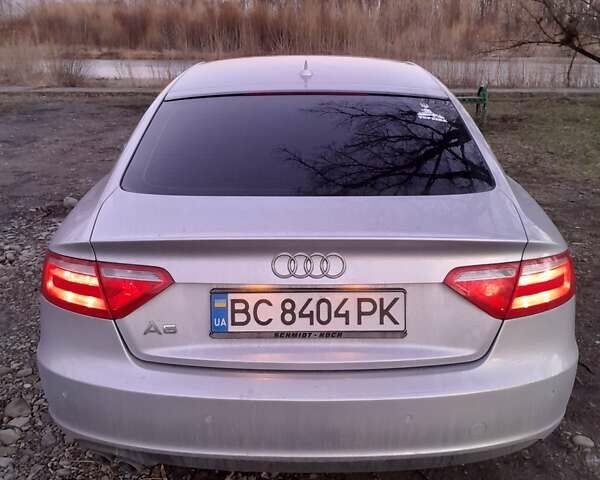 Сірий Ауді A5, об'ємом двигуна 2 л та пробігом 210 тис. км за 12600 $, фото 2 на Automoto.ua