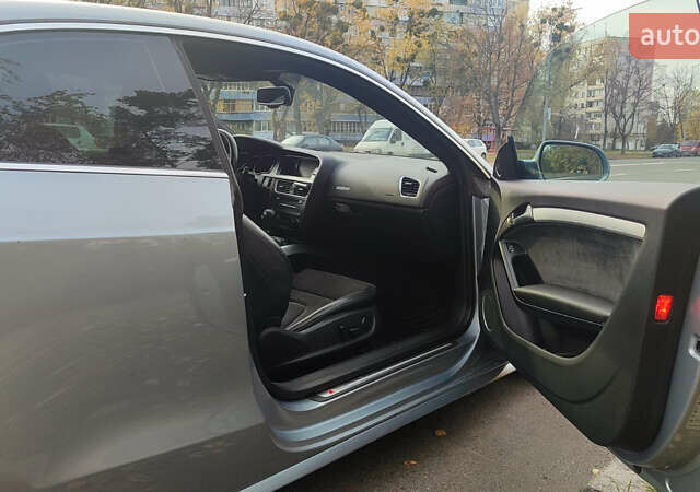 Серый Ауди А5, объемом двигателя 1.98 л и пробегом 175 тыс. км за 11000 $, фото 12 на Automoto.ua