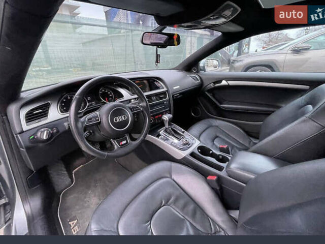 Серый Ауди А5, объемом двигателя 1.98 л и пробегом 290 тыс. км за 12000 $, фото 16 на Automoto.ua