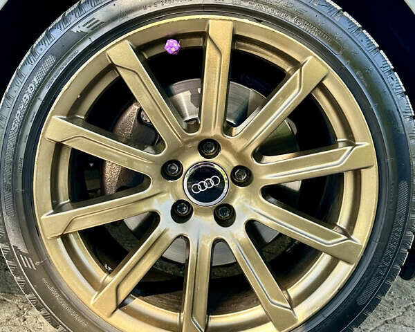 Серый Ауди А5, объемом двигателя 1.98 л и пробегом 290 тыс. км за 12000 $, фото 21 на Automoto.ua