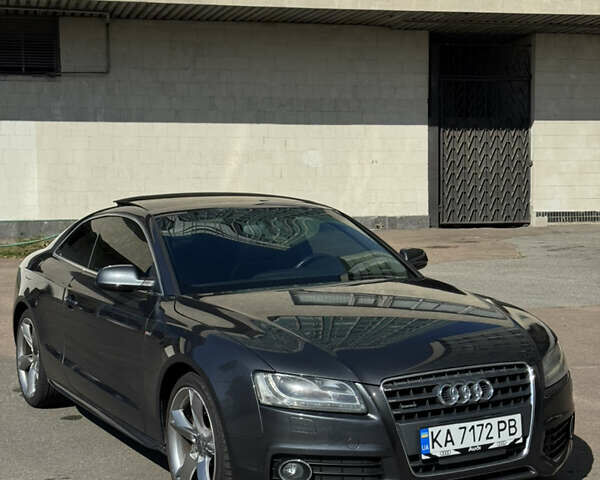 Серый Ауди А5, объемом двигателя 2 л и пробегом 134 тыс. км за 9000 $, фото 1 на Automoto.ua