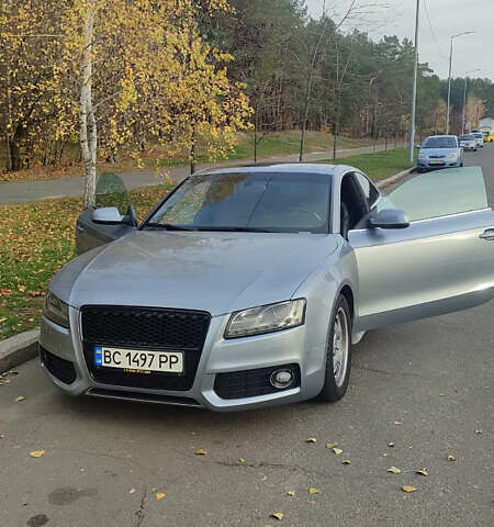 Серый Ауди А5, объемом двигателя 1.98 л и пробегом 175 тыс. км за 11000 $, фото 3 на Automoto.ua