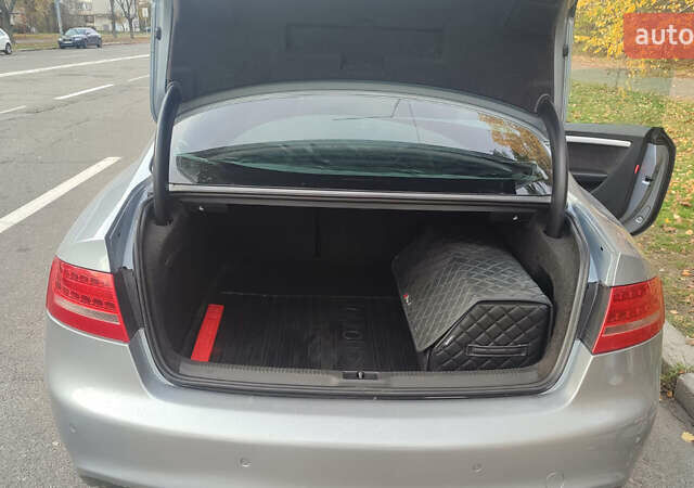 Серый Ауди А5, объемом двигателя 1.98 л и пробегом 175 тыс. км за 11000 $, фото 18 на Automoto.ua