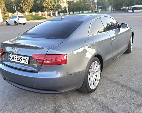 Серый Ауди А5, объемом двигателя 2 л и пробегом 228 тыс. км за 11000 $, фото 1 на Automoto.ua