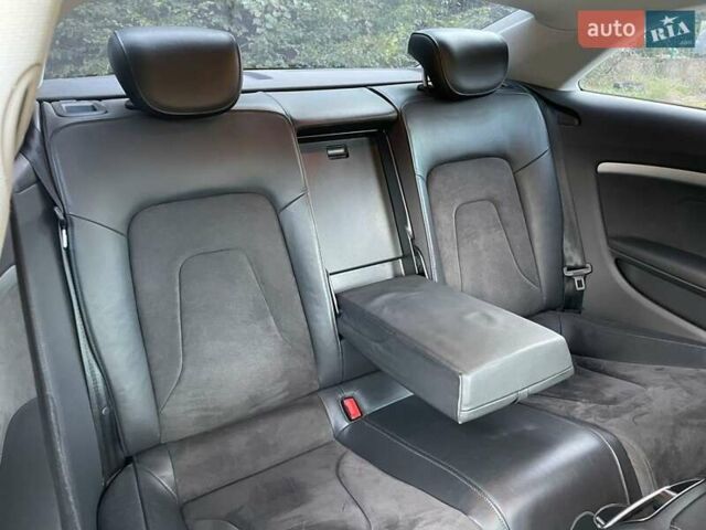 Сірий Ауді A5, об'ємом двигуна 1.98 л та пробігом 151 тис. км за 10700 $, фото 18 на Automoto.ua