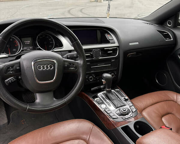 Серый Ауди А5, объемом двигателя 1.98 л и пробегом 192 тыс. км за 11800 $, фото 6 на Automoto.ua