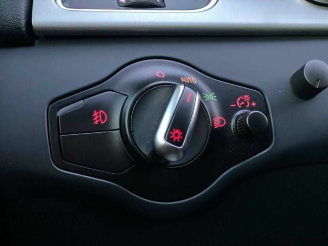 Сірий Ауді A5, об'ємом двигуна 2 л та пробігом 190 тис. км за 11390 $, фото 19 на Automoto.ua