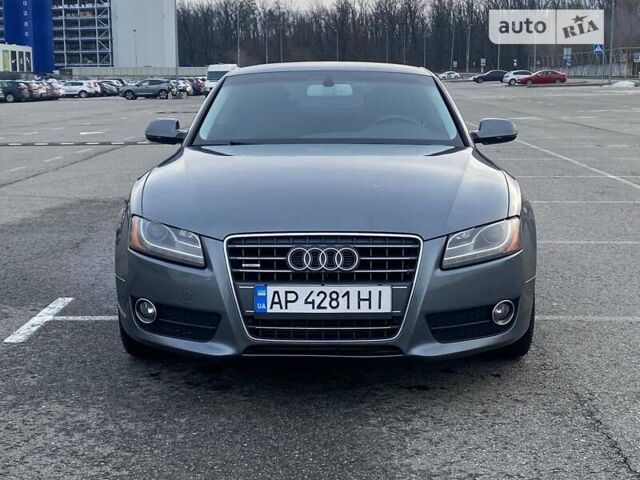 Сірий Ауді A5, об'ємом двигуна 2 л та пробігом 216 тис. км за 8500 $, фото 1 на Automoto.ua