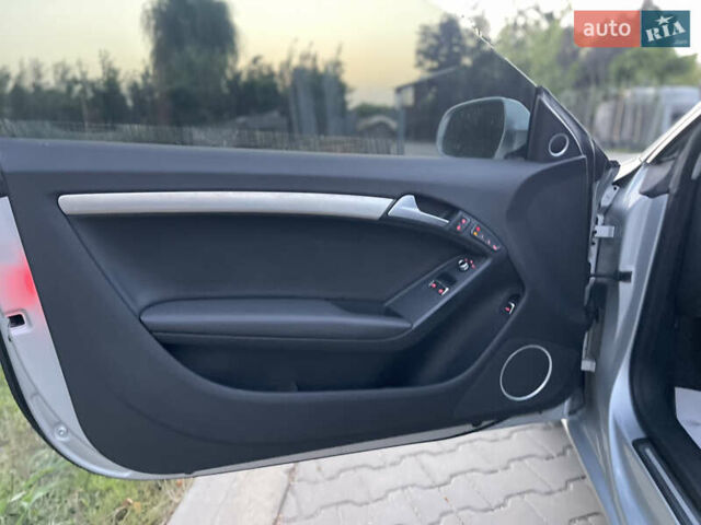 Серый Ауди А5, объемом двигателя 2 л и пробегом 293 тыс. км за 10999 $, фото 10 на Automoto.ua