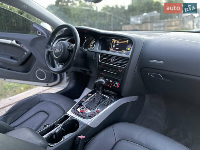 Серый Ауди А5, объемом двигателя 2 л и пробегом 293 тыс. км за 10999 $, фото 14 на Automoto.ua