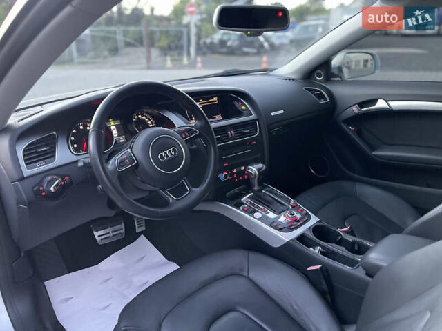 Серый Ауди А5, объемом двигателя 2 л и пробегом 293 тыс. км за 10999 $, фото 9 на Automoto.ua