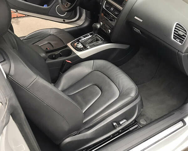 Серый Ауди А5, объемом двигателя 2 л и пробегом 140 тыс. км за 11700 $, фото 19 на Automoto.ua