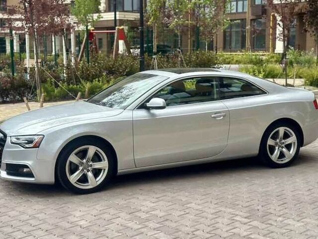 Серый Ауди А5, объемом двигателя 2 л и пробегом 103 тыс. км за 10000 $, фото 3 на Automoto.ua
