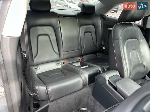 Сірий Ауді A5, об'ємом двигуна 1.98 л та пробігом 195 тис. км за 11990 $, фото 33 на Automoto.ua