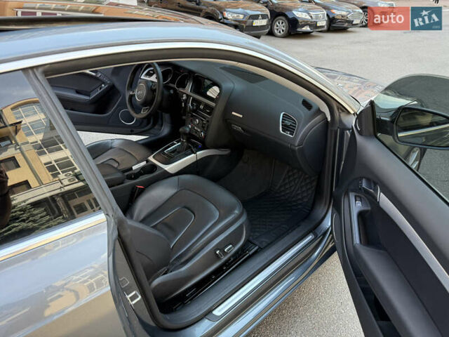 Серый Ауди А5, объемом двигателя 2 л и пробегом 128 тыс. км за 15500 $, фото 16 на Automoto.ua