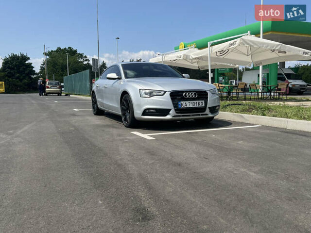 Серый Ауди А5, объемом двигателя 1.97 л и пробегом 222 тыс. км за 16000 $, фото 4 на Automoto.ua
