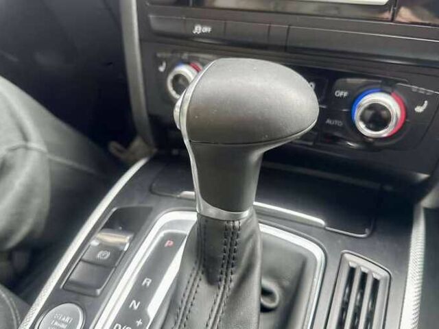 Серый Ауди А5, объемом двигателя 2 л и пробегом 103 тыс. км за 10000 $, фото 6 на Automoto.ua