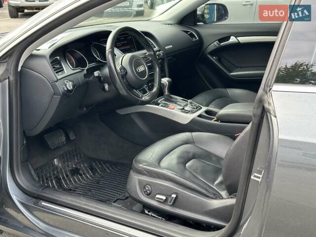 Сірий Ауді A5, об'ємом двигуна 1.98 л та пробігом 195 тис. км за 11990 $, фото 16 на Automoto.ua