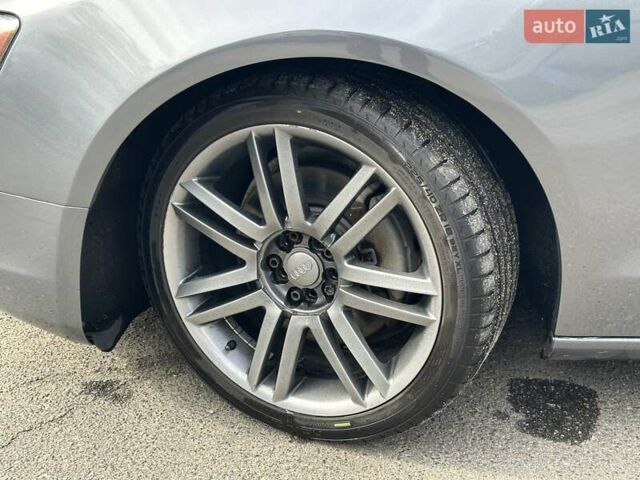 Сірий Ауді A5, об'ємом двигуна 1.98 л та пробігом 195 тис. км за 11990 $, фото 11 на Automoto.ua