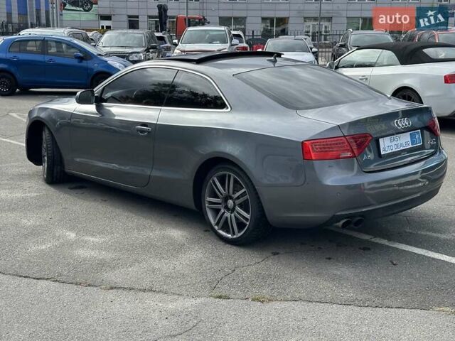 Сірий Ауді A5, об'ємом двигуна 1.98 л та пробігом 195 тис. км за 11990 $, фото 6 на Automoto.ua
