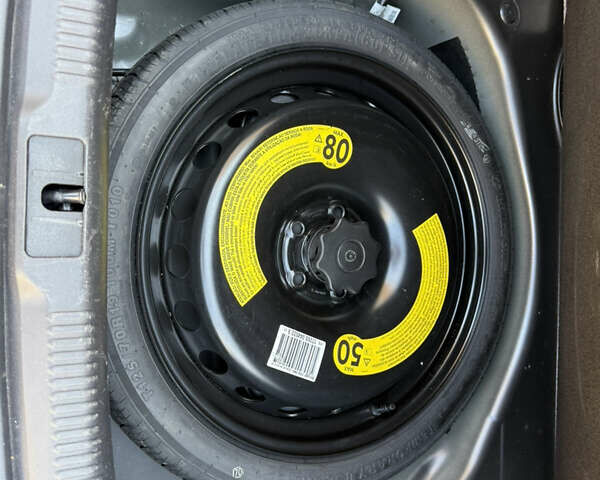 Серый Ауди А5, объемом двигателя 2 л и пробегом 128 тыс. км за 15500 $, фото 2 на Automoto.ua