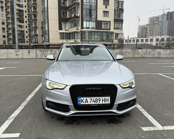 Сірий Ауді A5, об'ємом двигуна 2 л та пробігом 159 тис. км за 15800 $, фото 13 на Automoto.ua