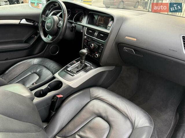 Серый Ауди А5, объемом двигателя 1.98 л и пробегом 163 тыс. км за 12900 $, фото 17 на Automoto.ua