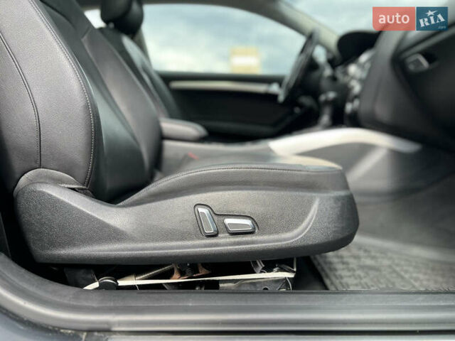 Сірий Ауді A5, об'ємом двигуна 1.98 л та пробігом 108 тис. км за 13200 $, фото 35 на Automoto.ua