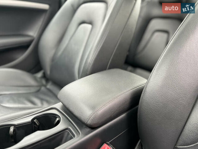 Сірий Ауді A5, об'ємом двигуна 1.98 л та пробігом 108 тис. км за 13500 $, фото 28 на Automoto.ua