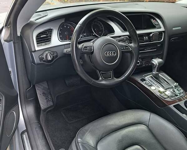 Серый Ауди А5, объемом двигателя 2 л и пробегом 58 тыс. км за 17500 $, фото 4 на Automoto.ua