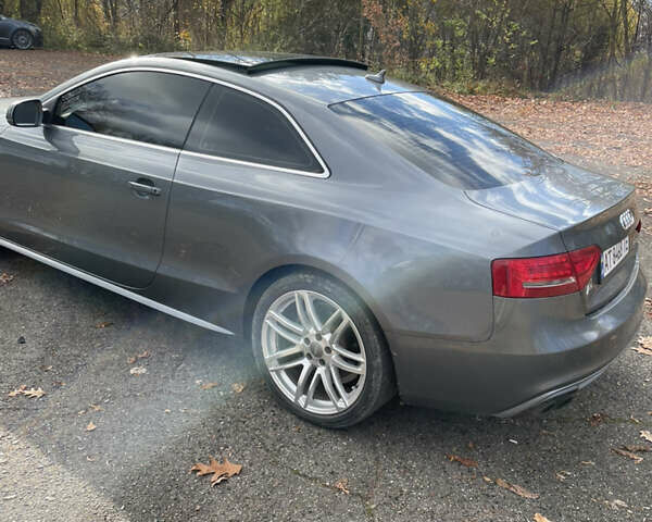 Сірий Ауді A5, об'ємом двигуна 1.98 л та пробігом 90 тис. км за 15000 $, фото 4 на Automoto.ua