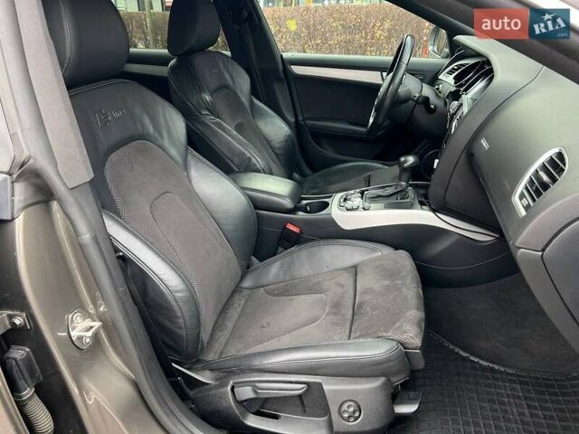 Серый Ауди А5, объемом двигателя 1.97 л и пробегом 217 тыс. км за 18990 $, фото 10 на Automoto.ua