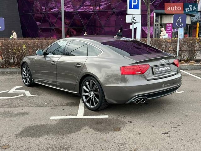Серый Ауди А5, объемом двигателя 1.97 л и пробегом 217 тыс. км за 18990 $, фото 4 на Automoto.ua