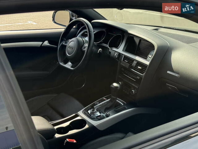 Сірий Ауді A5, об'ємом двигуна 2 л та пробігом 110 тис. км за 15800 $, фото 21 на Automoto.ua