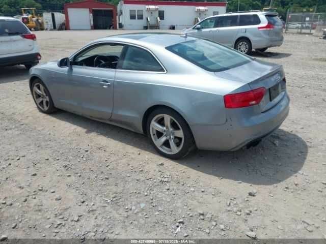 Серый Ауди А5, объемом двигателя 0 л и пробегом 106 тыс. км за 2900 $, фото 3 на Automoto.ua