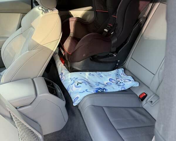 Серый Ауди А5, объемом двигателя 1.98 л и пробегом 123 тыс. км за 20900 $, фото 32 на Automoto.ua