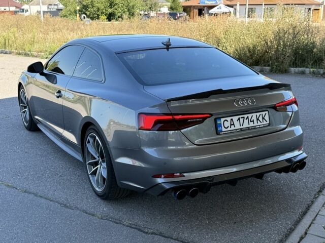 Серый Ауди А5, объемом двигателя 2 л и пробегом 137 тыс. км за 20000 $, фото 7 на Automoto.ua