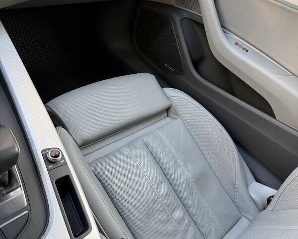 Серый Ауди А5, объемом двигателя 1.98 л и пробегом 123 тыс. км за 20900 $, фото 21 на Automoto.ua