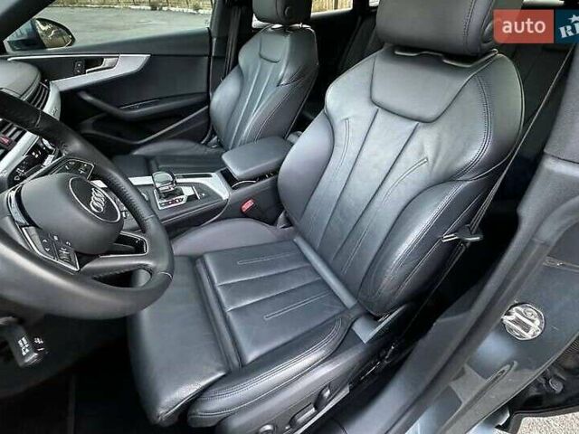 Сірий Ауді A5, об'ємом двигуна 1.98 л та пробігом 130 тис. км за 21500 $, фото 17 на Automoto.ua