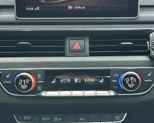 Серый Ауди А5, объемом двигателя 1.98 л и пробегом 127 тыс. км за 26000 $, фото 13 на Automoto.ua