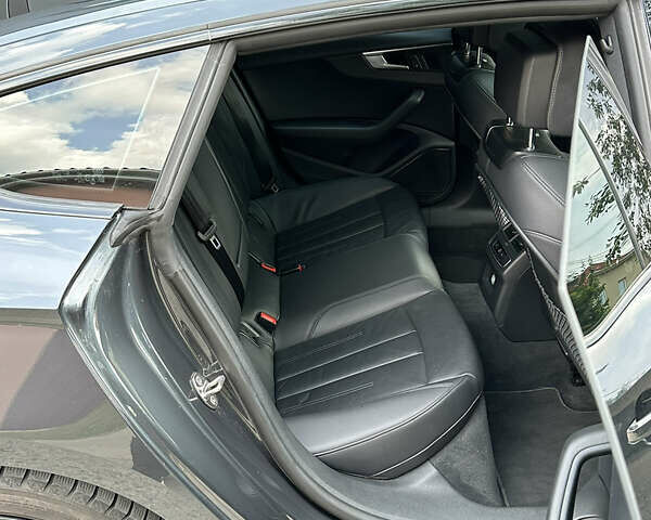 Серый Ауди А5, объемом двигателя 1.98 л и пробегом 127 тыс. км за 26000 $, фото 16 на Automoto.ua